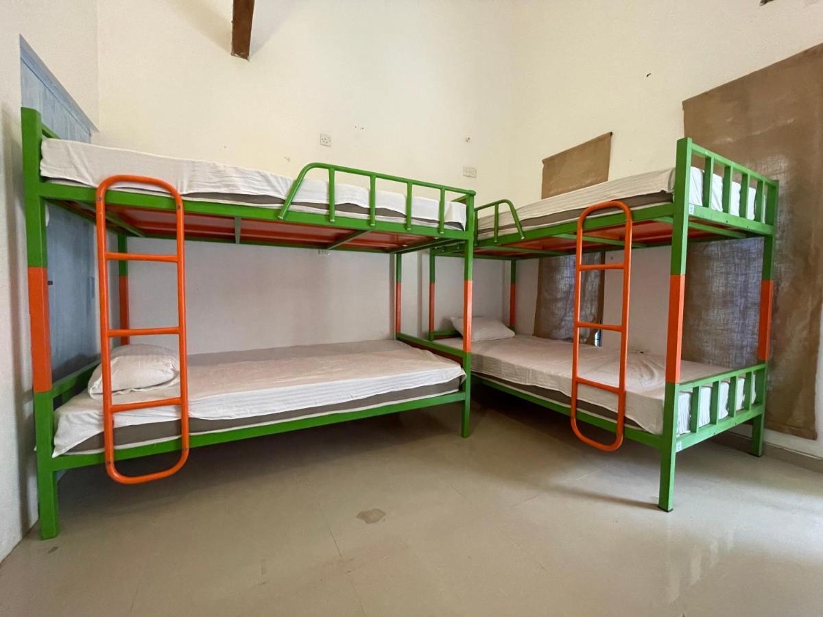 Bunk 15 Hiriketiya Hostel Dikwella Kültér fotó