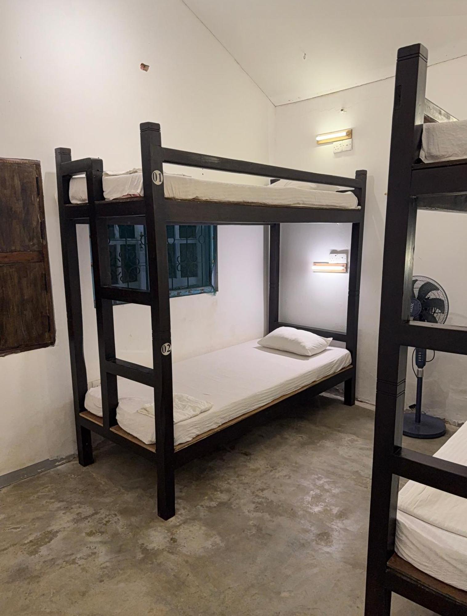 Bunk 15 Hiriketiya Hostel Dikwella Kültér fotó