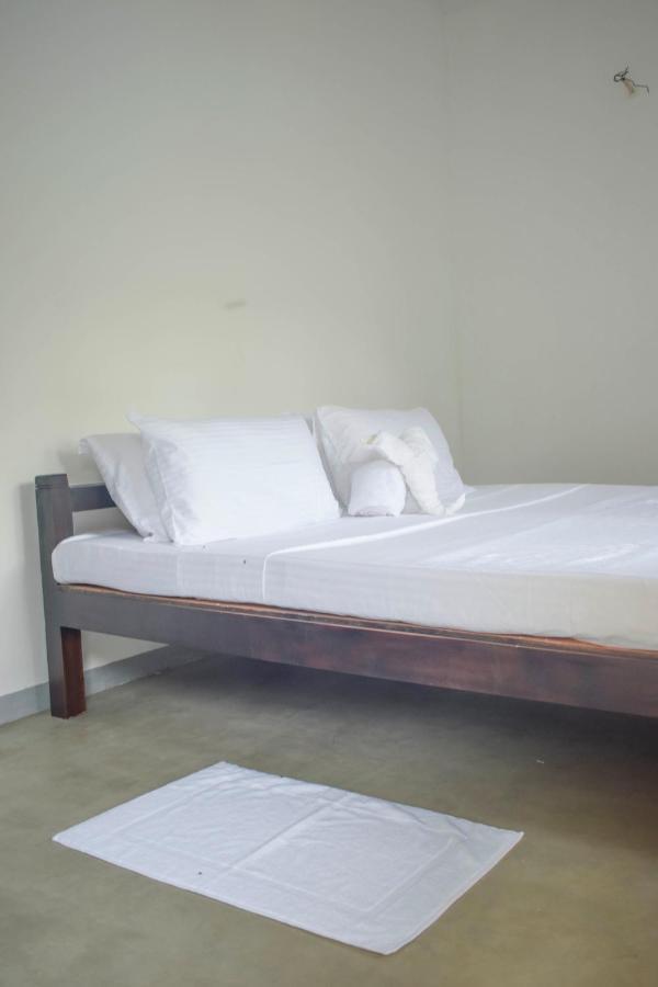 Bunk 15 Hiriketiya Hostel Dikwella Kültér fotó