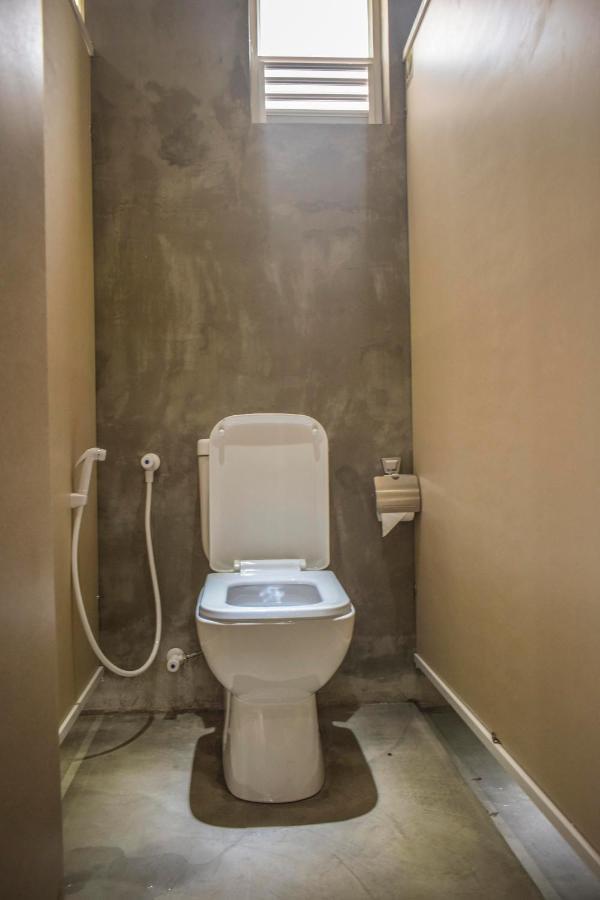 Bunk 15 Hiriketiya Hostel Dikwella Kültér fotó