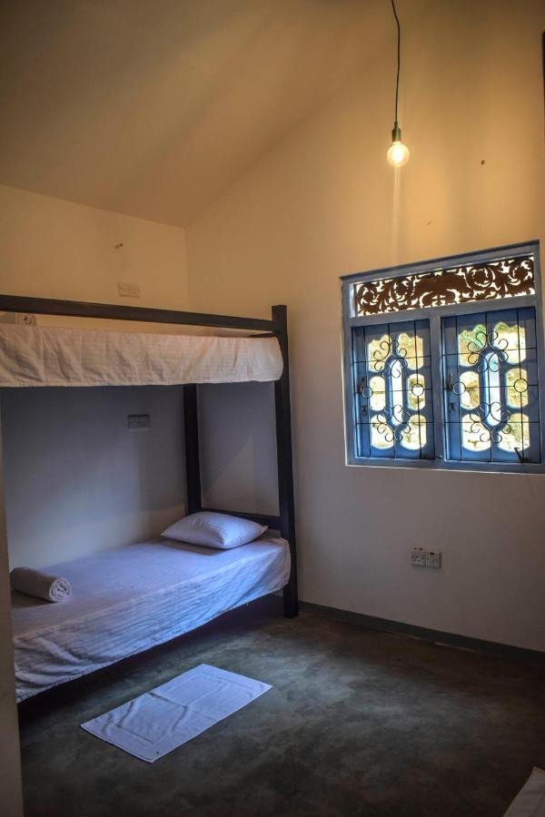Bunk 15 Hiriketiya Hostel Dikwella Kültér fotó
