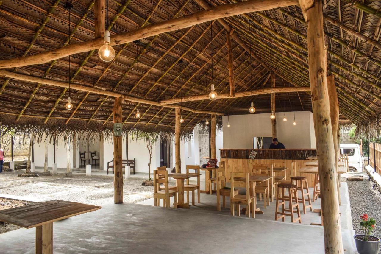 Bunk 15 Hiriketiya Hostel Dikwella Kültér fotó